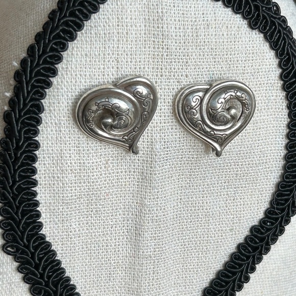Brighton Penelope Heart Earrings Studs Swirl Silver Plated About 1" - Picture 2 of 7